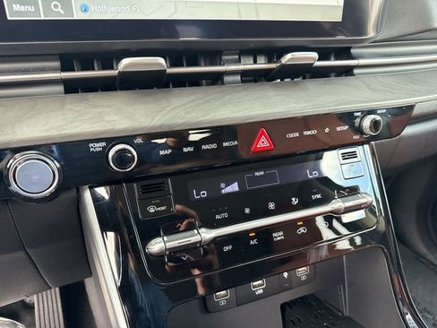 Used 2024 Kia Carnival SX FWD image 19