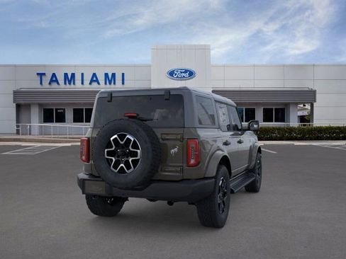 New 2026 Ford Bronco Outer Banks AWD/4WD image 8