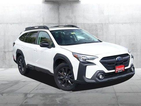 Used 2025 Subaru Outback Onyx Edition AWD/4WD image 2