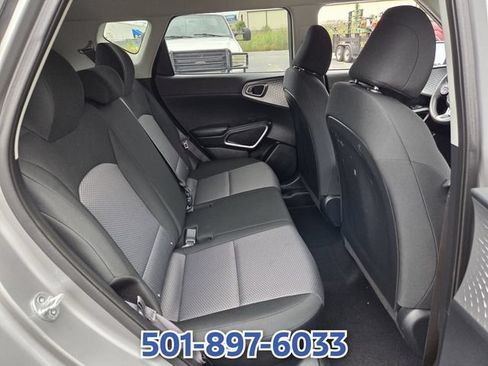 Used 2023 Kia Soul LX w/ LX Technology Package FWD image 14