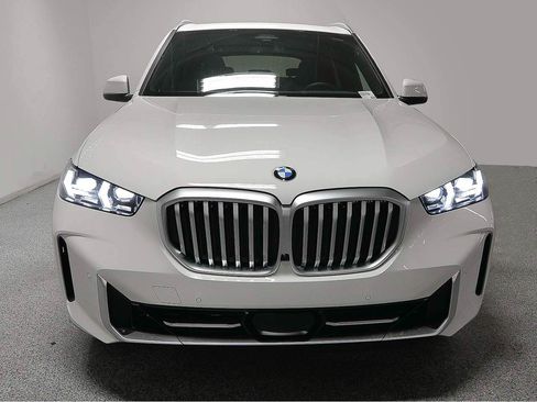 Used 2026 BMW X5 sDrive40i w/ Parking Assistance Package RWD image 2