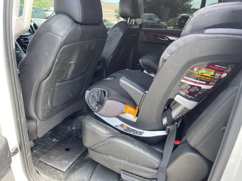 Used 2019 Cadillac Escalade ESV Luxury AWD/4WD image 6