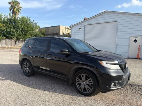 Used 2021 Honda Passport EX-L image 2