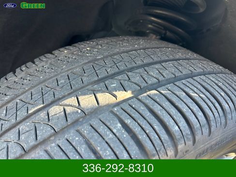 Used 2025 Ford Explorer ST w/ Sun And Sound Package AWD/4WD image 27