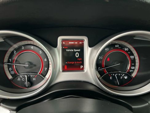 Used 2018 Dodge Journey SE w/ Popular Equipment Group FWD image 12