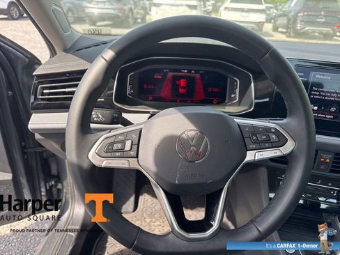 Used 2025 Volkswagen Jetta SEL image 17