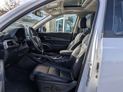 Used 2022 Kia Telluride SX w/ SX Prestige Package image 5