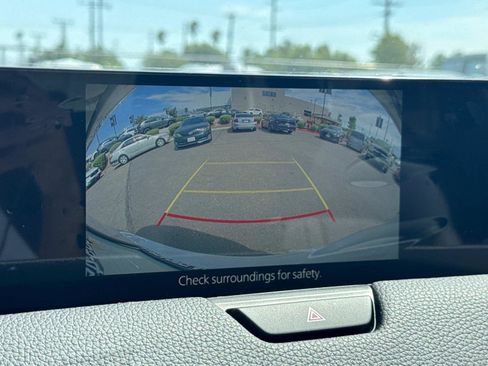 New 2025 MAZDA CX-70 Plug-In Hybrid w/ Premium Pkg image 12