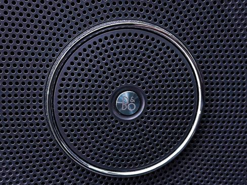 Used 2024 Ford Expedition Limited AWD/4WD image 4