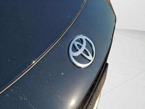 New 2026 Toyota Prius Plug-In Hybrid FWD image 39