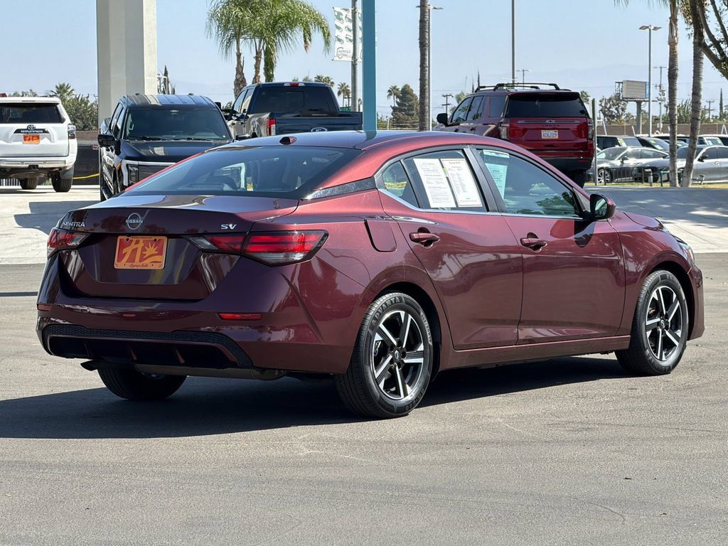 Used 2024 Nissan Sentra SV FWD image 5