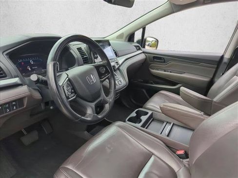 Used 2019 Honda Odyssey Touring image 5