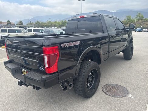 Used 2022 Ford F250 Platinum w/ Tremor Off-Road Package AWD/4WD image 5