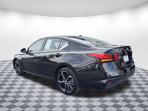 Used 2024 Nissan Altima 2.5 SR AWD/4WD image 5