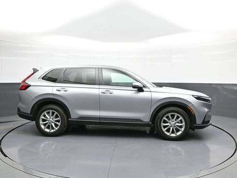 Certified 2025 Honda CR-V EX image 5
