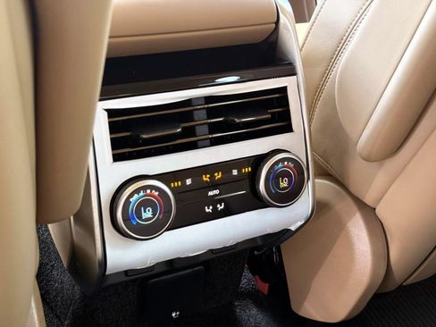 New 2026 Land Rover Range Rover SE AWD/4WD image 14