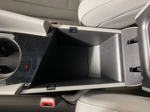 Certified 2025 Hyundai Elantra SEL FWD image 25