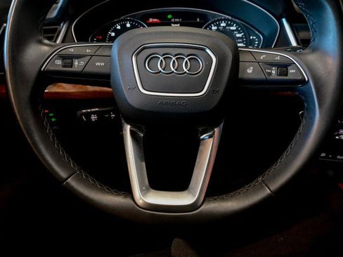 Used 2023 Audi Q5 2.0T Premium w/ Convenience Package AWD/4WD image 30