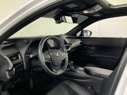 Used 2024 Lexus UX 250h F Sport AWD/4WD image 18
