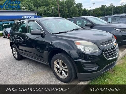Used 2017 Chevrolet Equinox LS FWD image 3