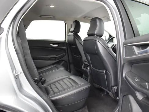 Used 2024 Ford Edge SEL image 18
