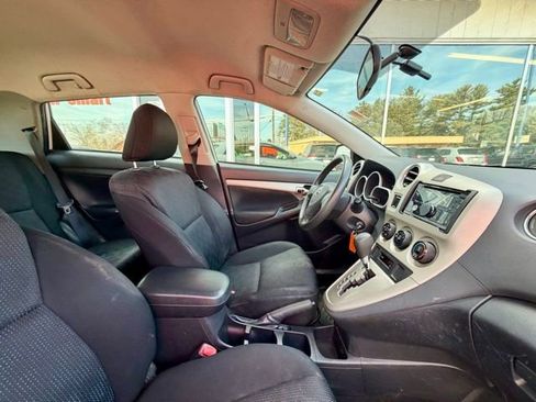 Used 2010 Toyota Matrix image 20
