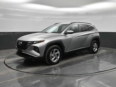 Certified 2024 Hyundai Tucson SEL AWD/4WD image 4