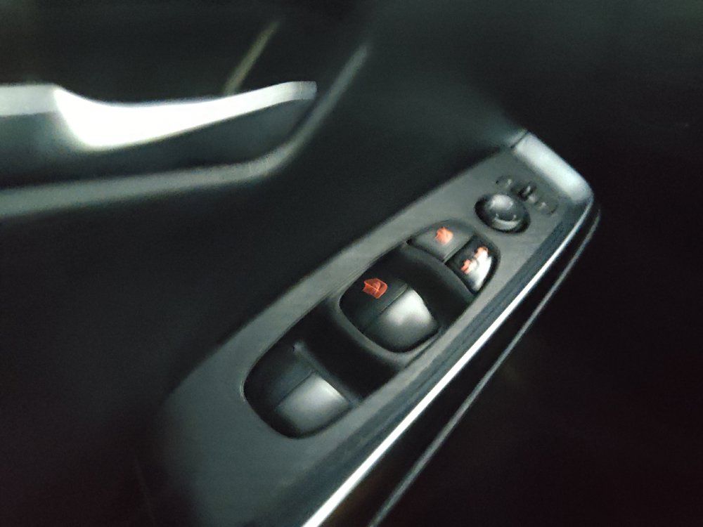 Used 2022 Nissan Sentra SR w/ Midnight Edition FWD image 27