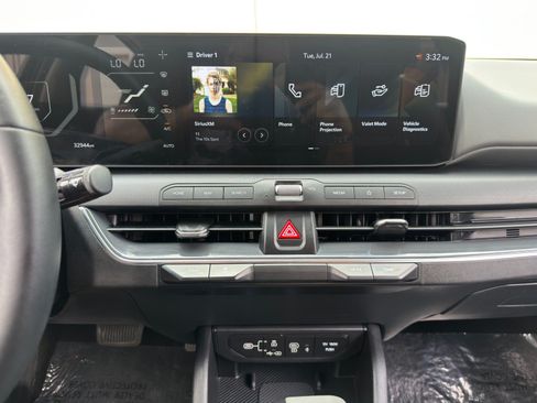 Used 2025 Kia K4 EX FWD image 21