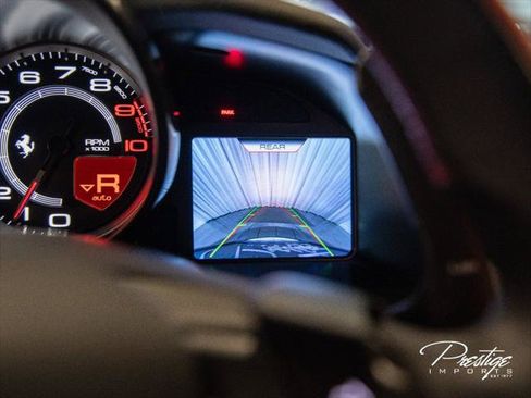 Used 2020 Ferrari 812 Superfast RWD image 41