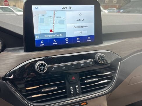 Used 2020 Ford Escape Titanium w/ Titanium Premium Package 2.0 image 11