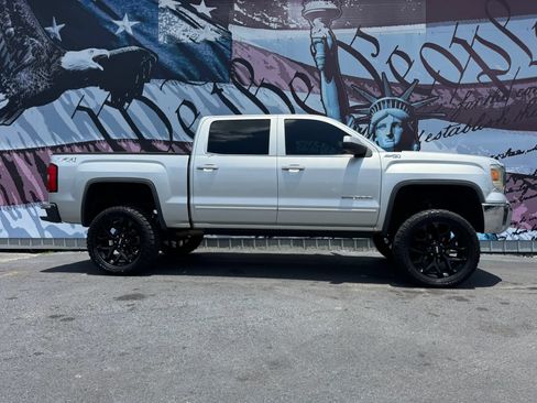 Used 2014 GMC Sierra 1500 SLE w/ SLE Value Package AWD/4WD image 1