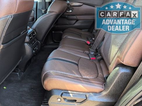 Used 2023 Honda Pilot Elite image 7