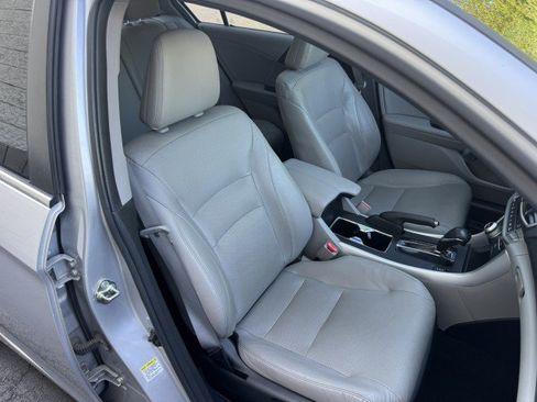 Used 2015 Honda Accord EX-L image 35