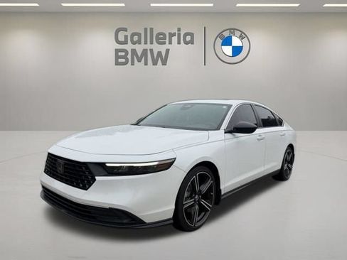 Used 2023 Honda Accord Sport image 1