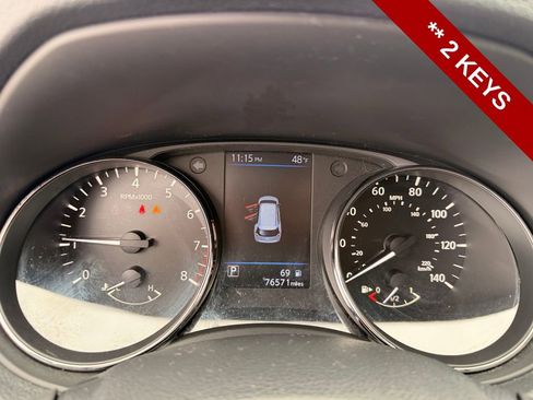 Used 2020 Nissan Rogue SV AWD/4WD image 18