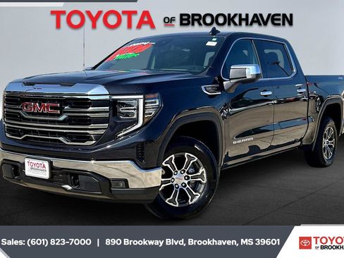 Used 2024 GMC Sierra 1500 SLT AWD/4WD image 10