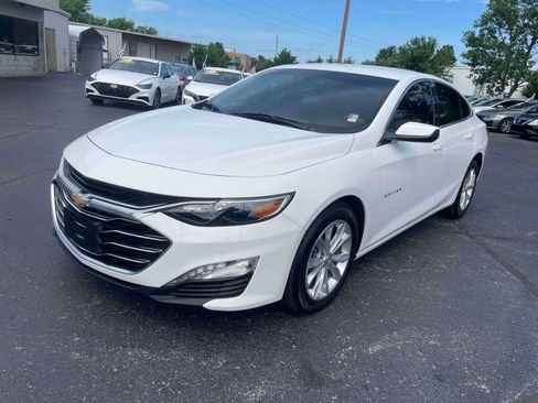Used 2023 Chevrolet Malibu LT FWD image 2