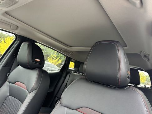 New 2026 Nissan Kicks SR w/ SR Premium Package AWD/4WD image 25