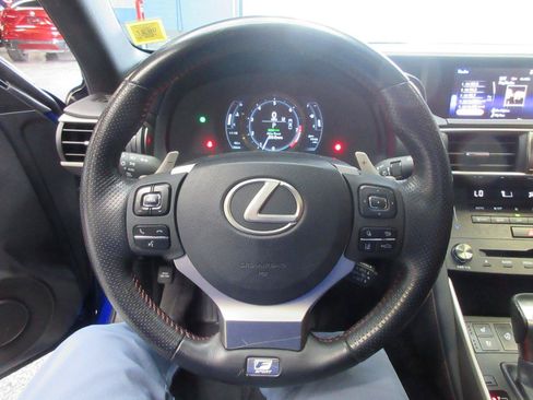 Used 2019 Lexus IS 300 F Sport w/ F Sport Package AWD/4WD image 16