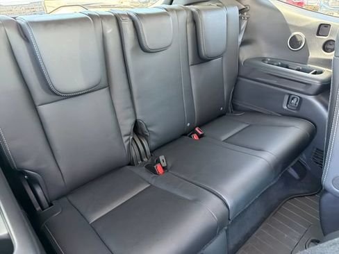 Used 2024 Subaru Ascent Touring AWD/4WD image 28