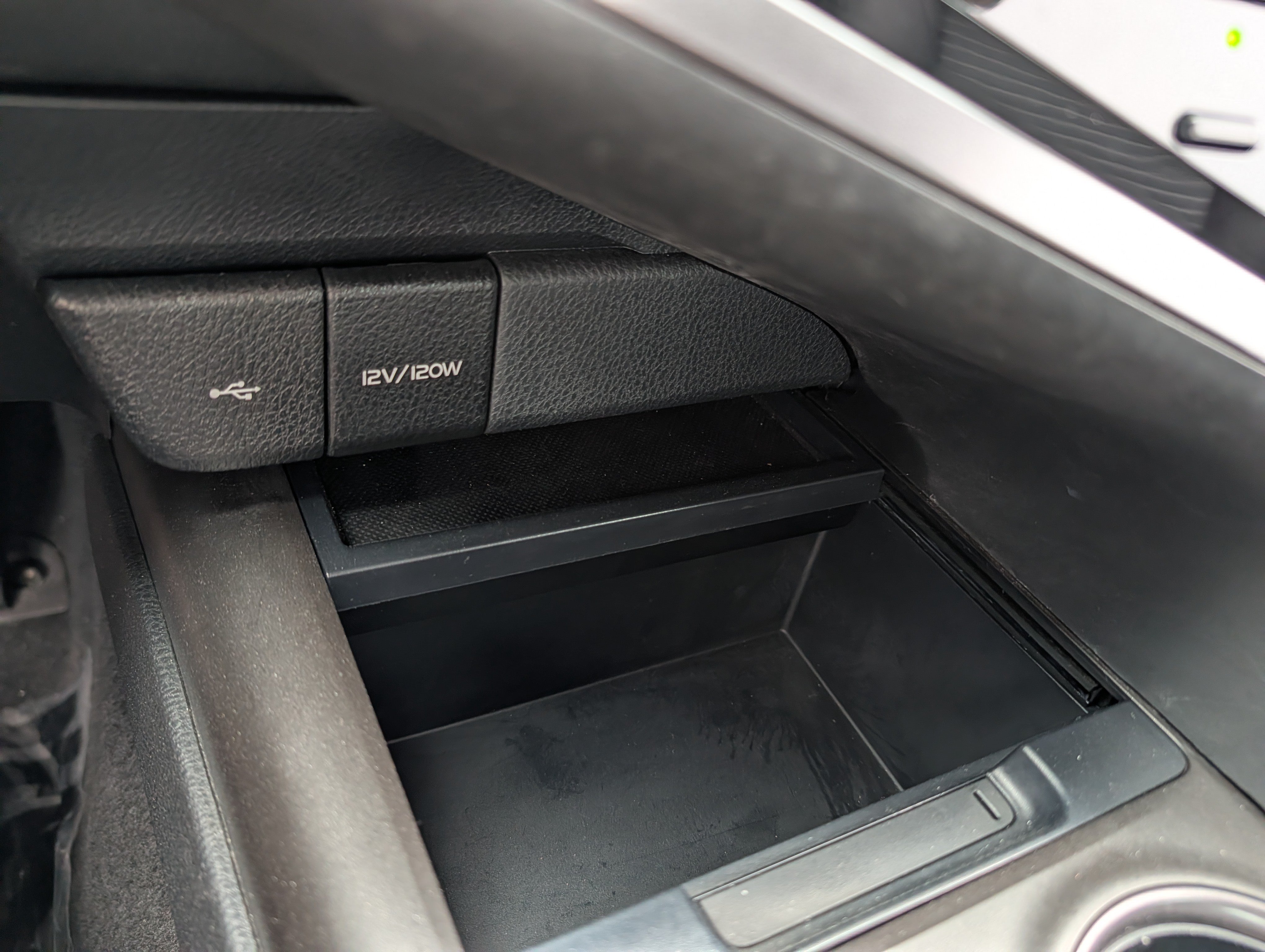 Used 2023 Toyota Camry SE FWD image 30