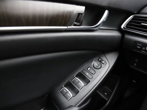 Used 2018 Honda Accord EX image 24