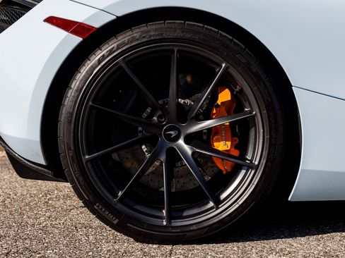Used 2020 McLaren 720S Performance image 19