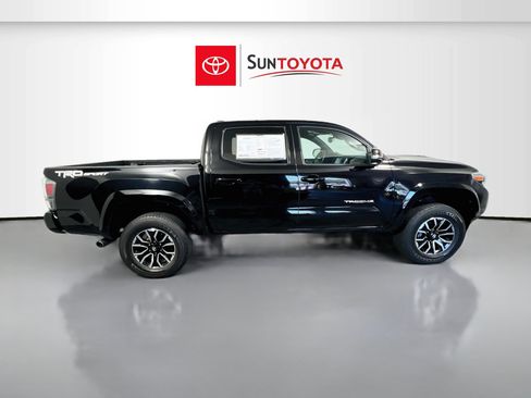Used 2023 Toyota Tacoma TRD Sport RWD image 2
