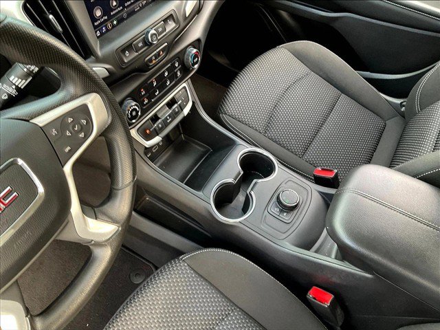 Used 2024 GMC Terrain SLE w/ Elevation Edition AWD/4WD image 14