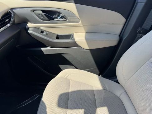 Certified 2023 Chevrolet Traverse LT AWD/4WD image 24