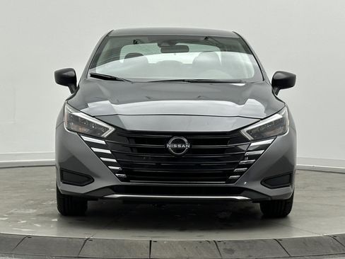 Used 2025 Nissan Versa S image 2