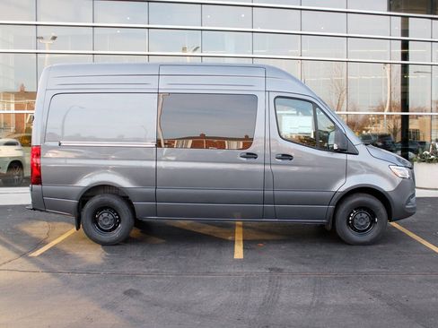 New 2026 Mercedes-Benz Sprinter 2500 image 2