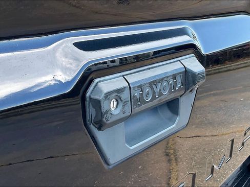 Used 2024 Toyota Tacoma SR RWD image 31